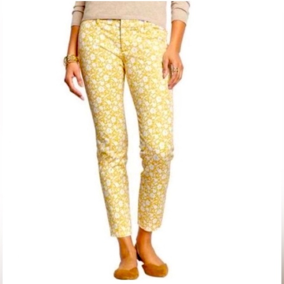 Old Navy Pants - Old Navy Pixie Yellow Floral Pants Size 2 Regular